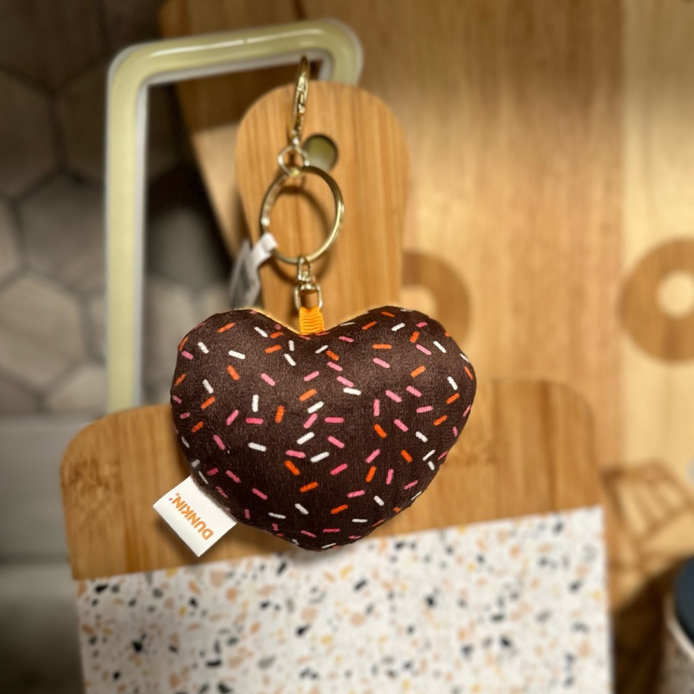 Dunkin’ Donuts Valentine’s Day heart key chain